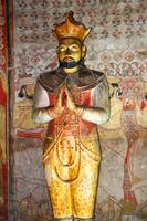 Statue eines früheren singhalesischen Königs