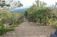 Treppenaufgang zum Felsentempel von Dambulla