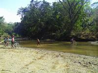 Flussquerung bei Ebbe