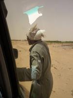 wir fragen den Farmer nach dem Weg nach Labakha