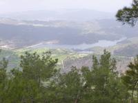 Einer von 103 Stauseen Zypern bei Chrysorrogiatissa