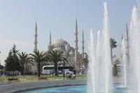 Blaue Moschee und Springbrunnen