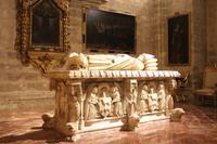 Sarg in der Kathedrale