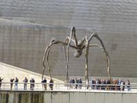 Bilbao - Kunst vor Guggenheim
