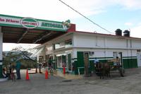 Wo ist denn der Tankeinfüllstutzen bei diesem Gerät ;-)?