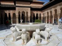 Löwenbrunnen in der Alhambra