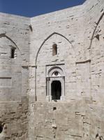Castel del Monte von innen
