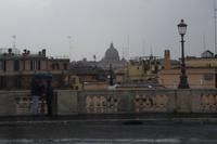 Blick vom Quirinalshügel zur Kuppel des Petersdoms