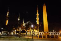 Ägyptischer Obelisk und Blaue Moschee