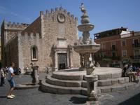 Piazza Duomo in Taormina