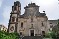 Chiesa - San Bartolomeo - Die Konkathedrale des Erzbistum Messina-Lipari-Santa Lucia del Mela auf dem Burgberg von Lipari Stadt