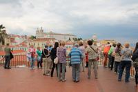 Blick über das Altstadtviertel Alfama in Lissabon