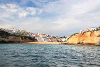 Segelschifffahrt entlang der Küste der Algarve - Carvoeiro