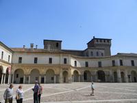 Mantua, einer der Innenhöfe des Herzogspalastes
