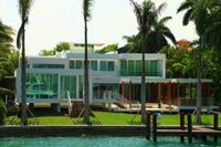 Die Inseln der Schönen und Reichen