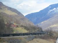 Die Flåmsbahn am Treffpunkt der Züge – der Gegenzug