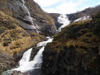 Flåmsbahn – Blick zum Kjosfossen