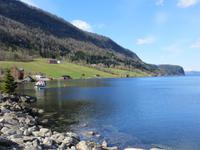 Am Hornindalsvatnet