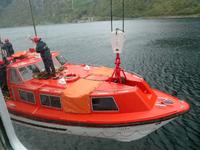 Unser Tenderboot kommt an Bord