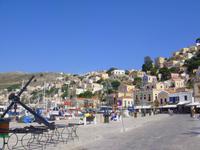 Am Hafen von Symi