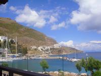 am Hafen von Tilos