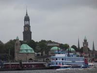 Landungsbrücken und Michel