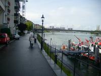 am Rhein entlang gehen wir zu unserem Schiff der RIGOLETTO 