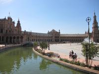 auf dem Plaza de Espana in Sevilla