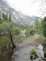 Wanderung am Denaia-Fluss, Yosemity Nationalpark 