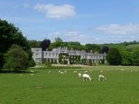 West Dean Garden Schlossansicht