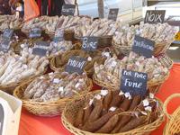 Wochenmarkt in Les-Saintes-Maries-de-la- Mer