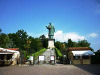 .04.06.2013 Arona Monumentalplastik Carlo Borromeo