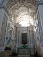 Barocke Peter- und Paulskirche mit ca. 2400 Figuren