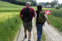 Wanderführer Ole und Reisebegleiterin Mandy in Mols Bjerge