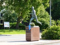Turku- Stadtrundgang/ Paavo Nurmi- Denkmal