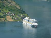 die AIDAluna in Geiranger
