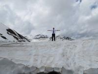 031 Fahrt über den Furkapass - Chauffeur Jens auf dem Pass