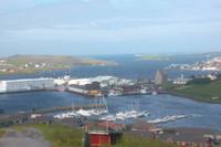 Blick über Scalloway, die alte Hauptstadt der Shetlands