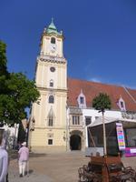 Das Alte Rathaus am Hauptmarkt aus dem 14./15. Jahrhundert ist eines der ältesten erhaltenen Häuser der Stadt