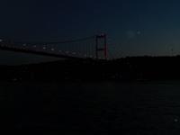 Bosporusbrücke bei Nacht