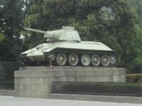 Sowjetisches Ehrendenkmal- Einer der Panzer von 1961