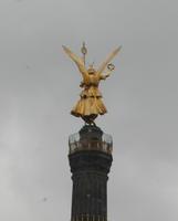 Bronzeskulptur Viktoria: 35 - 40 Tonnen