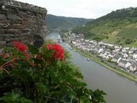 Blick ins Moseltal von der Reichsburg