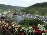Blick ins Moseltal von der Reichsburg