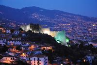 Abendstimmung Blick aus Hotel auf Burg von Funchal