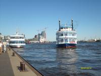 an den Landungsbrücken