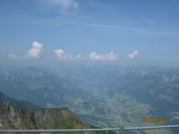 IMG_3519 Der Blick von der Pyramide der Schweiz - der Niesen