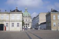 Blick vom Schloßplatz auf die Marmorkirche (Frederikskirche)