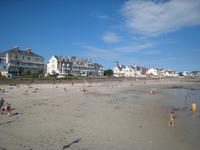 Strand bei Ebbe vor dem Ommaroo Hotel in St.Helier