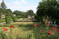 Auch die wunderbaren Gärten waren nicht zu verachten. Im Hintergrund die berühmte Hungermauer.